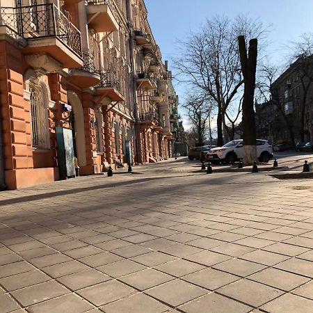 Apartamenty Na Sofievskoy Одеса Екстериор снимка