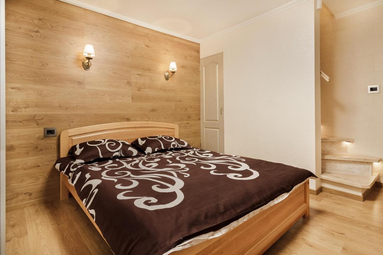 Apartamenty Na Sofievskoy Одеса Екстериор снимка