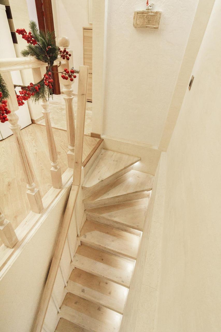 Apartamenty Na Sofievskoy Одеса Екстериор снимка