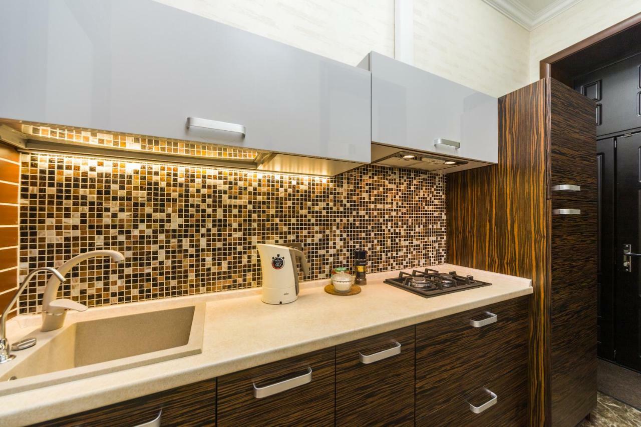 Apartamenty Na Sofievskoy Одеса Екстериор снимка