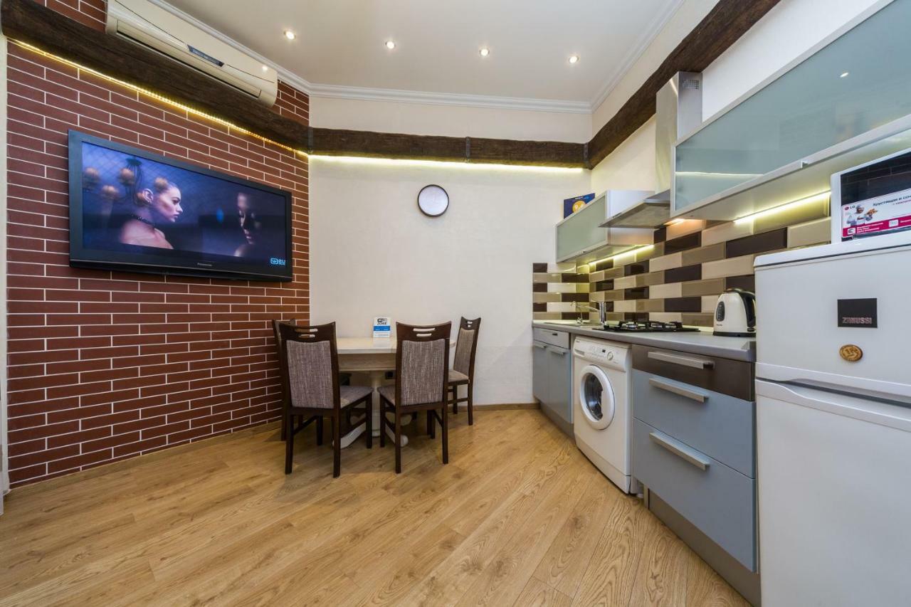 Apartamenty Na Sofievskoy Одеса Екстериор снимка