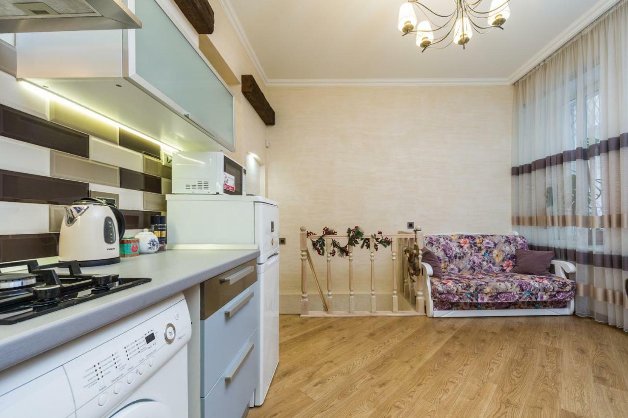 Apartamenty Na Sofievskoy Одеса Екстериор снимка